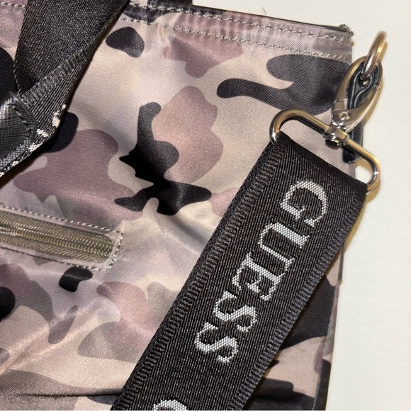 Guess Nylon Black and Green Messenger Crossbody Bag w/ Camouflage Design - Picture 4 of 7